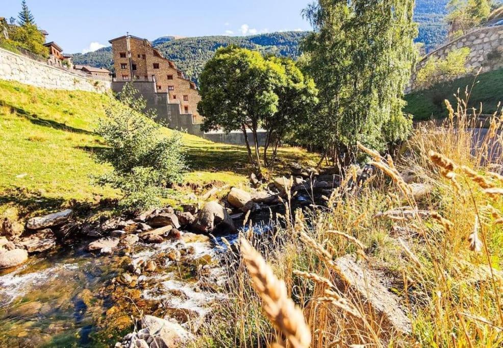 Unico Piso Colorido Y Divertido En Ransol - Increibles Vistas Al Rio Y Naturaleza - Ideal Familias L By Bonesvacances Andorra la Vella Buitenkant foto